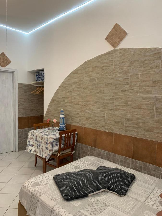 Cathedral House Apartment Чефалу Екстериор снимка
